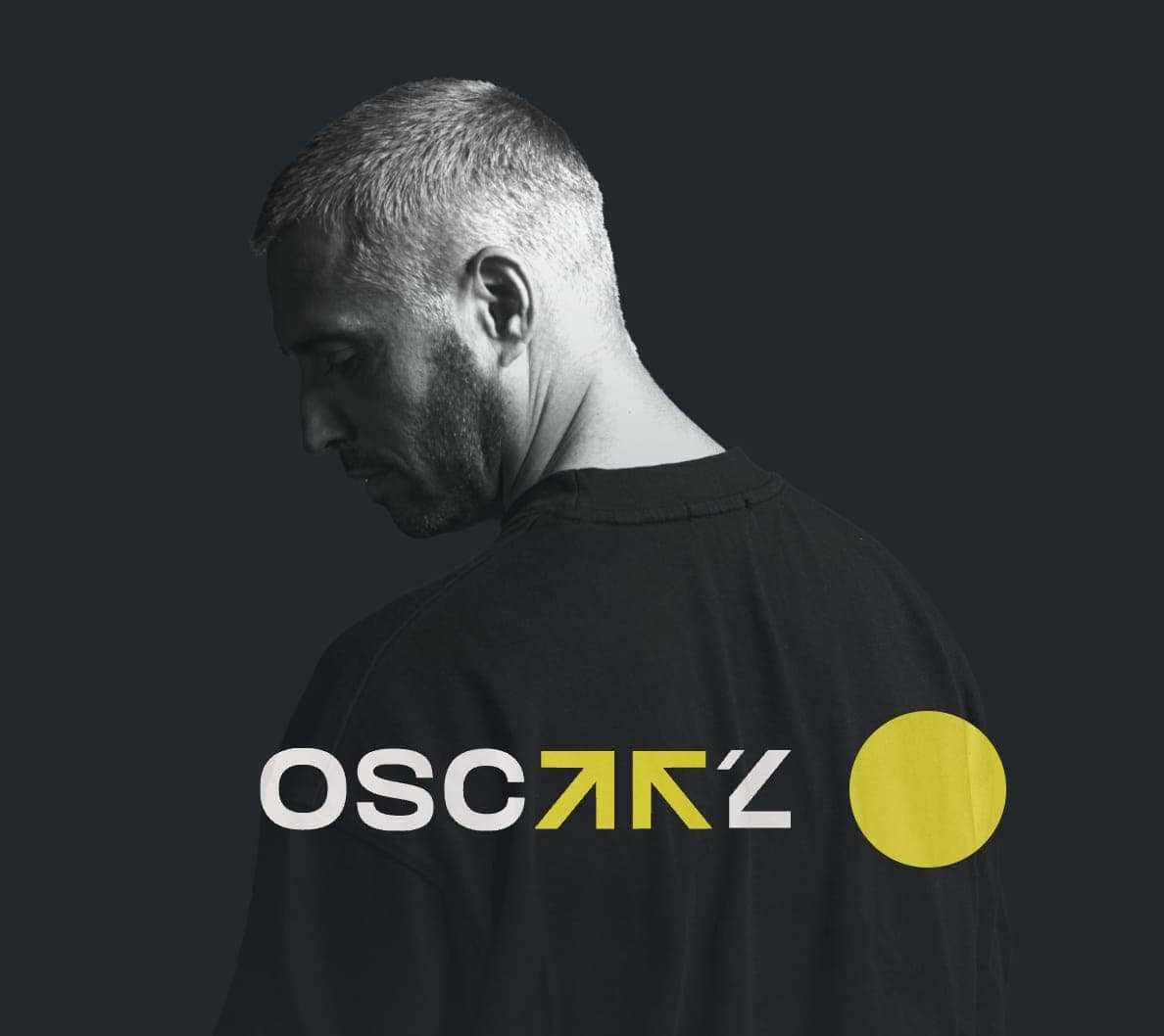 Oscar L en directo, groove-techno hipnótico y presión sostenida – Oscar L live in Marbella.