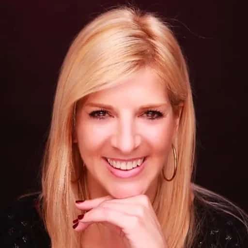 Anabel Sánchez, directora artĂstica y productora cultural especializada en experiencias musicales a medida para hoteles, marcas, instituciones y eventos privados en España.