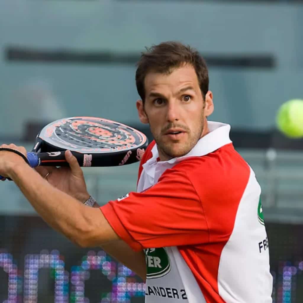 Headshot of Juan Martín Díaz, iconic padel player (1.84 m, born 1975 in Mar del Plata), 13 seasons world No.1 with Fernando Belasteguín.
