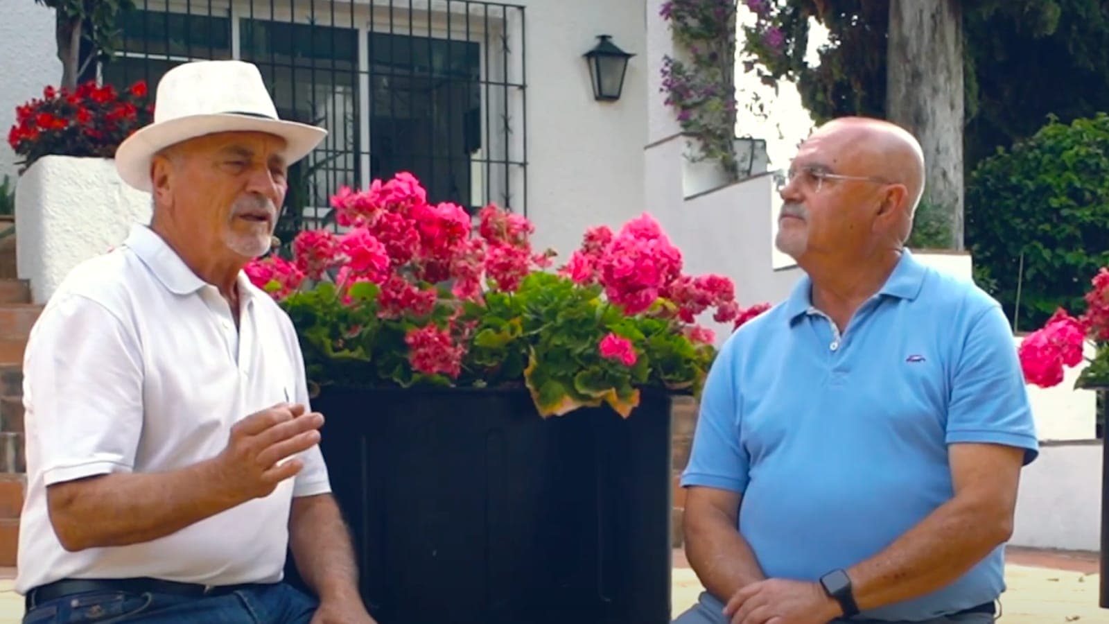 Duo Arenal Cover Image