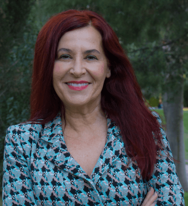 Dra. Adoración MartÃnez Plaza