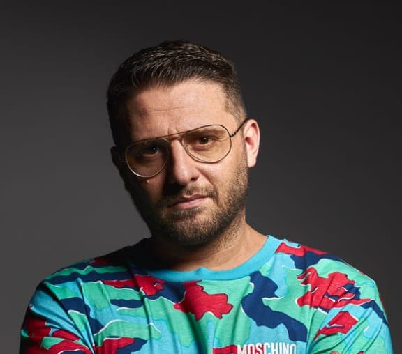 Jhon Mena 🎧🔥 Imagen de Galería 1