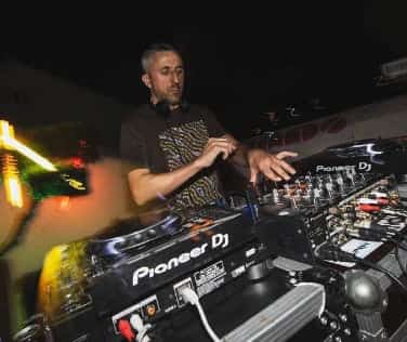 Saymon Gómez DJ Imagen de Galería 2