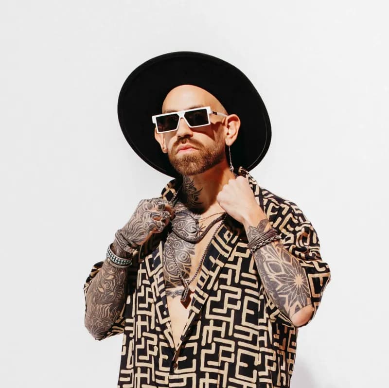 Artist profile image
