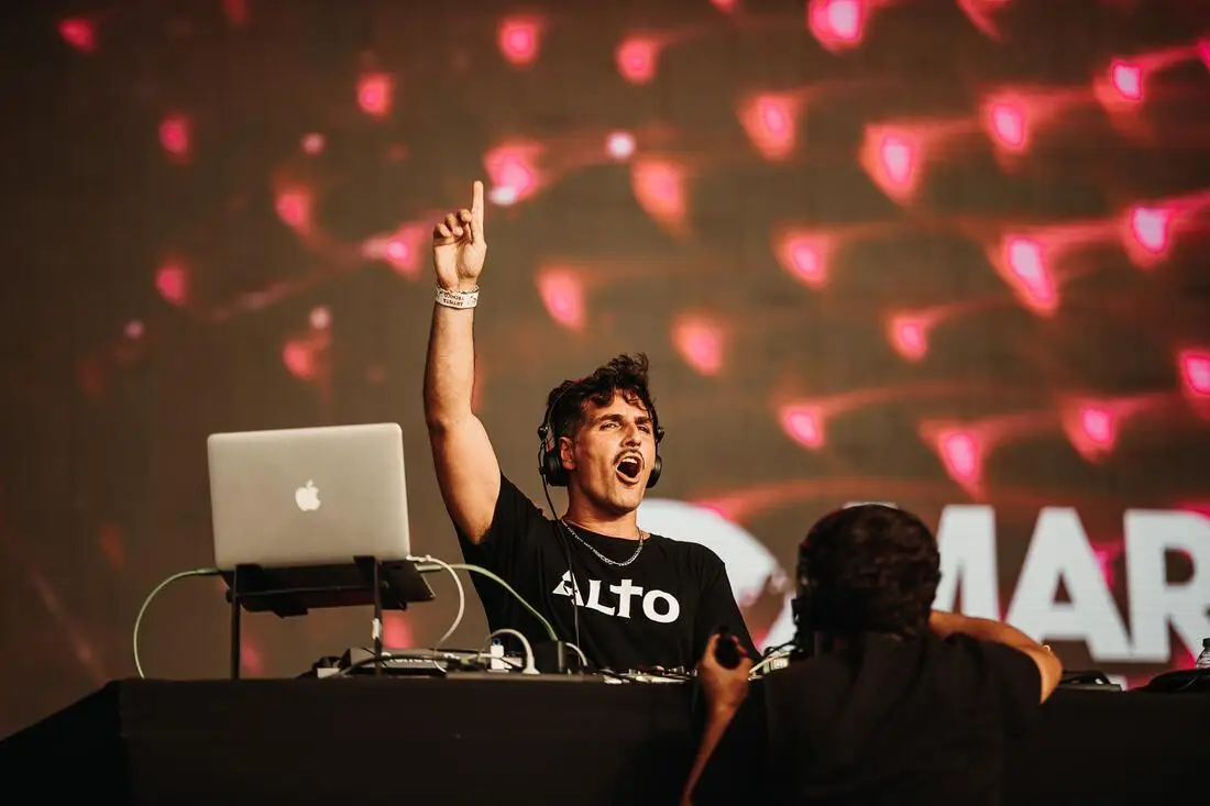 Marcos Cruz en vivo en Sublim Beach Club Estepona 2026