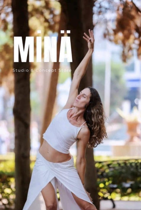 Sun Dance Ritual en MINÄ Marbella – Kundalini Yoga, Danza Consciente y Aperitivos Vitales (10 agosto) Póster
