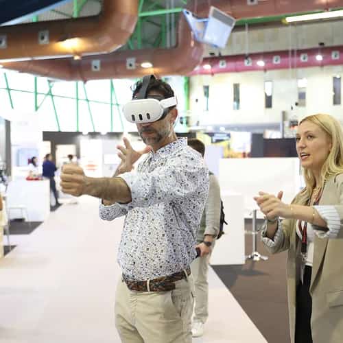 Logo de CM Málaga 2026 con tema cultural y tecnológico