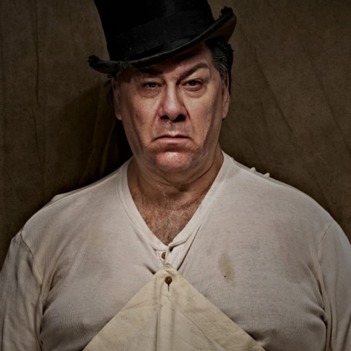 La Ópera de los Tres Centavos – Una Crítica Atemporal Póster