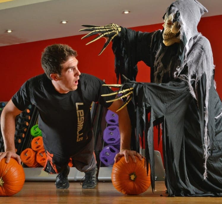 🎃 HALLOWEEN & CrossBox Poster