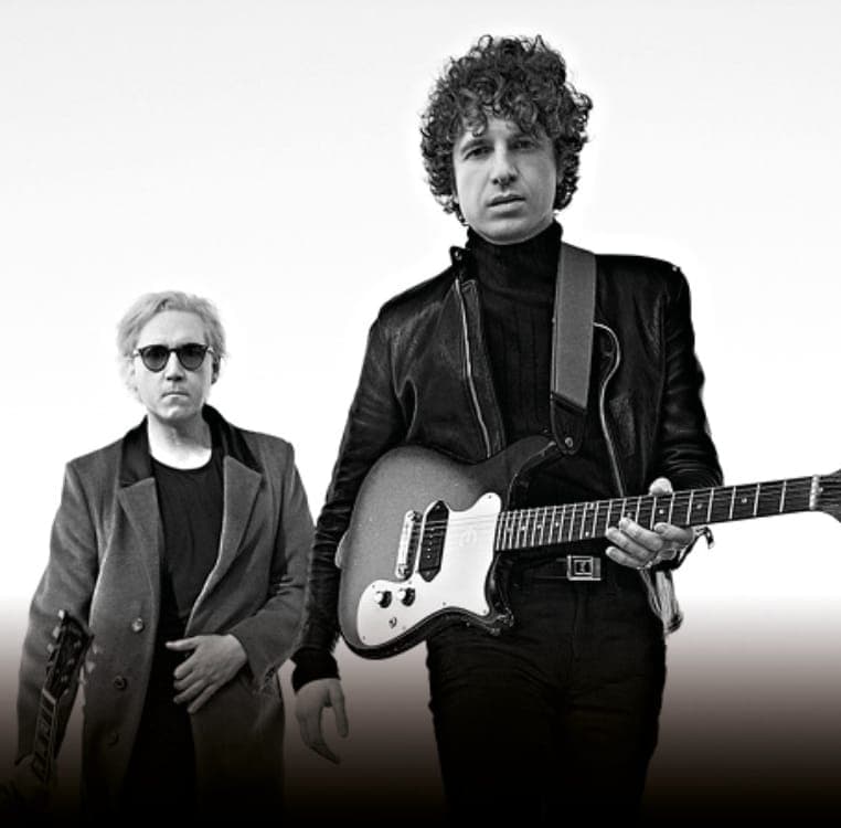 The Kooks in Marbella – Live at Starlite 🎸✨ Indie Rock Classics & Future Sounds on the Costa del Sol Poster