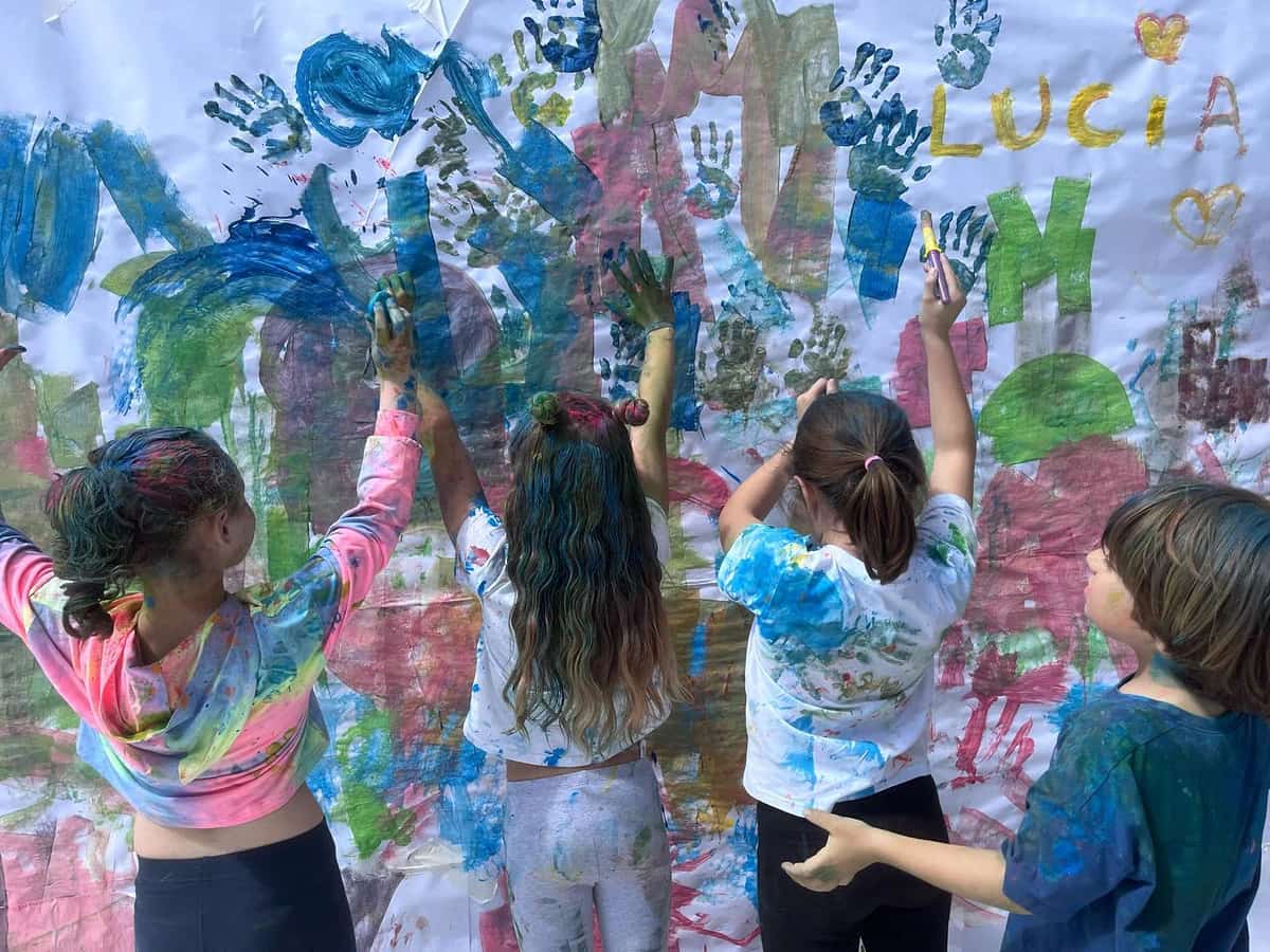 Poster for The Colour Monster workshop at Casa Ángeles, featuring details of a children’s activity about emotions, painting and music on Saturday 11 April.