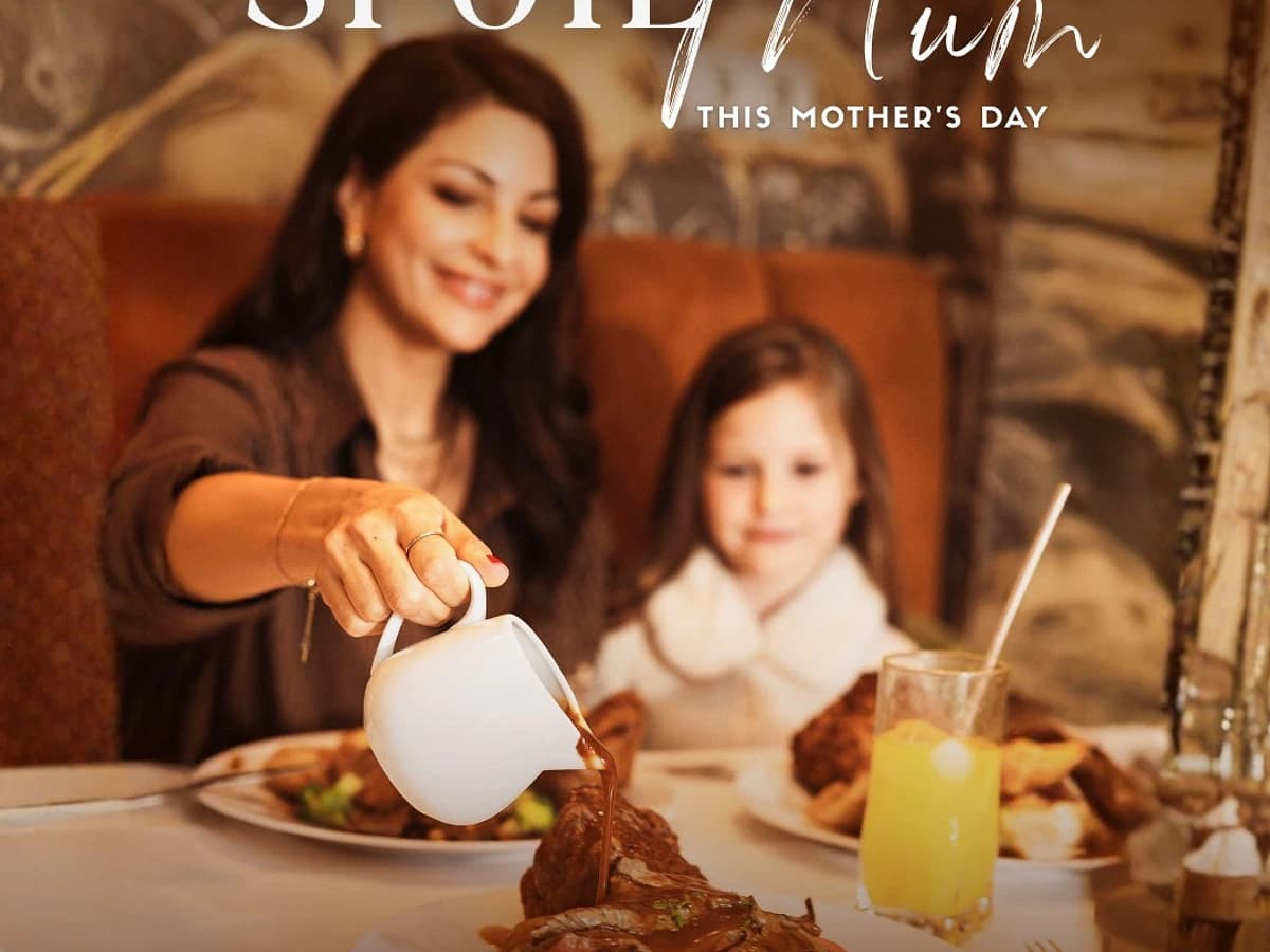 Evento de homenaje del Día de la Madre en La Sala Puerto Banus en Marbella 2026