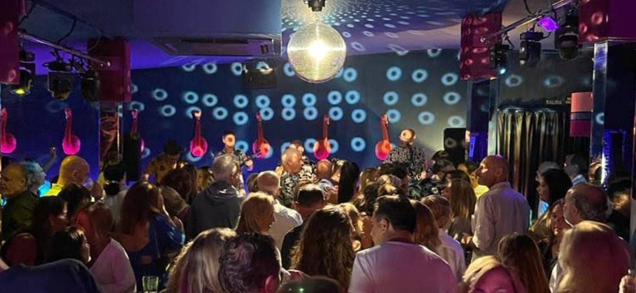 UNA Y NOS VAMOS – Flamenkura Imagen de Galería 1