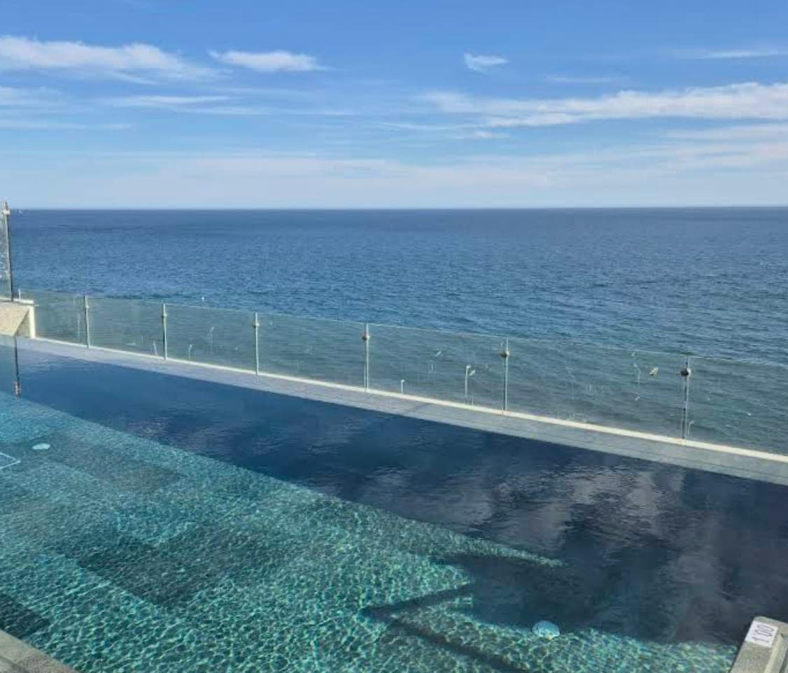 Puesta de sol con DJ Pakko 2K Imagen de GalerĂa 2