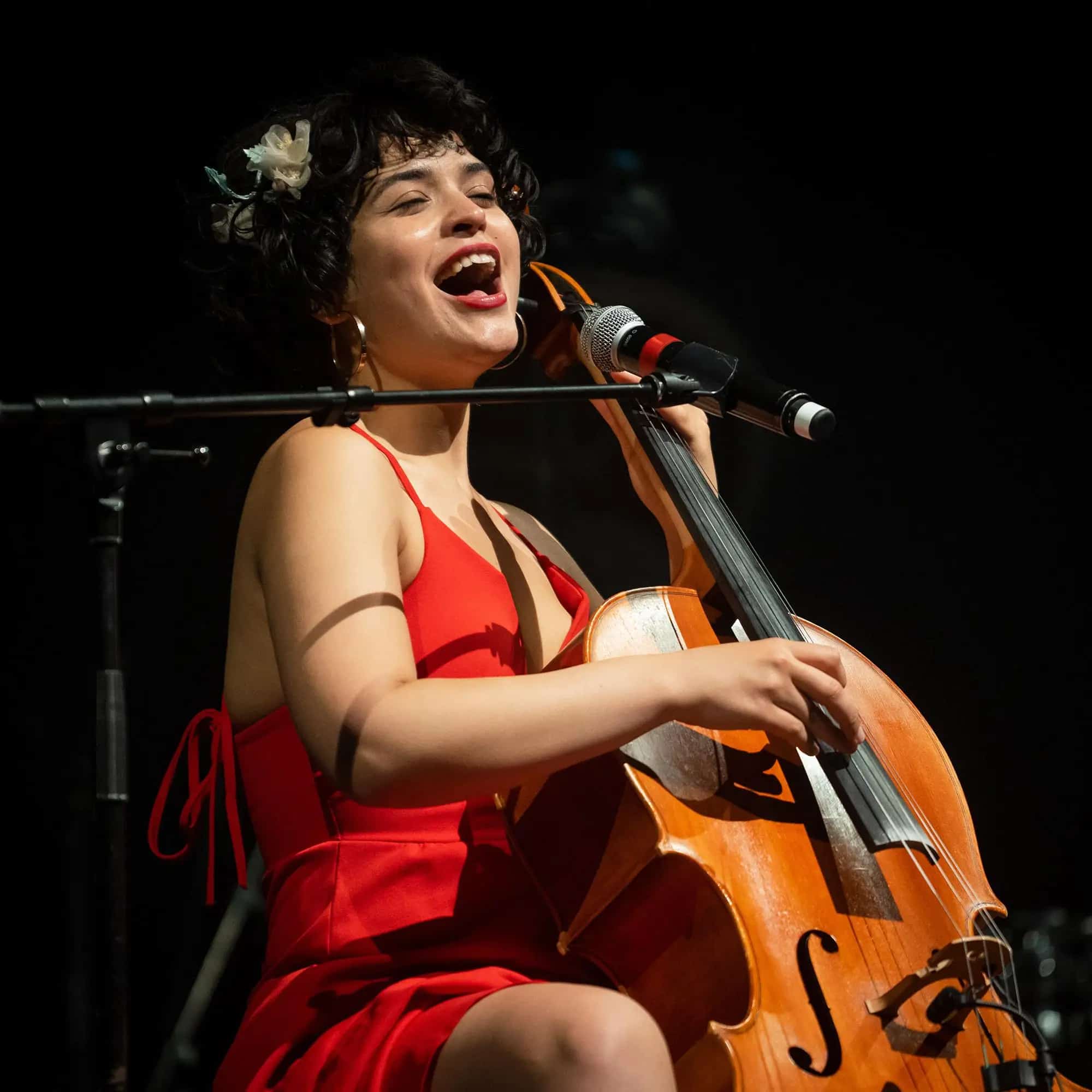 Ana Carla Maza performing live in Málaga 2026