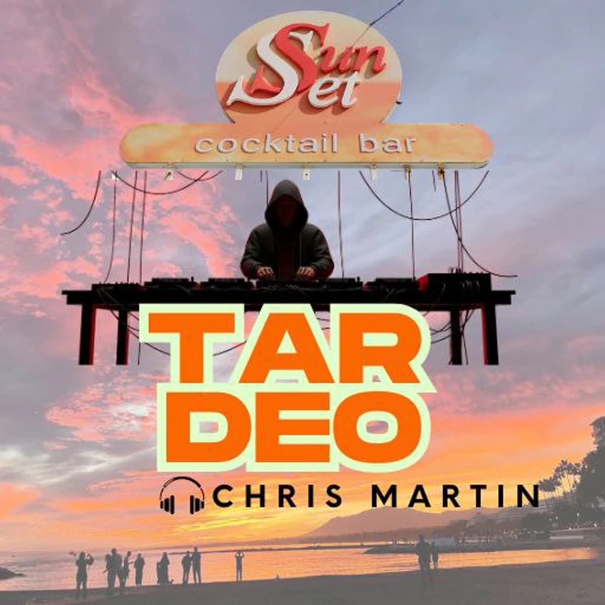 DJ actuando durante el atardecer en Sunset Cocktail Bar del Puerto Deportivo de Marbella durante un tardeo con vistas al mar y ambiente musical junto a la playa.