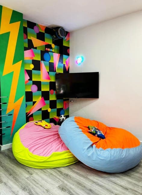 Kids Hat & Patch Workshop in Marbella Gallery Image 2