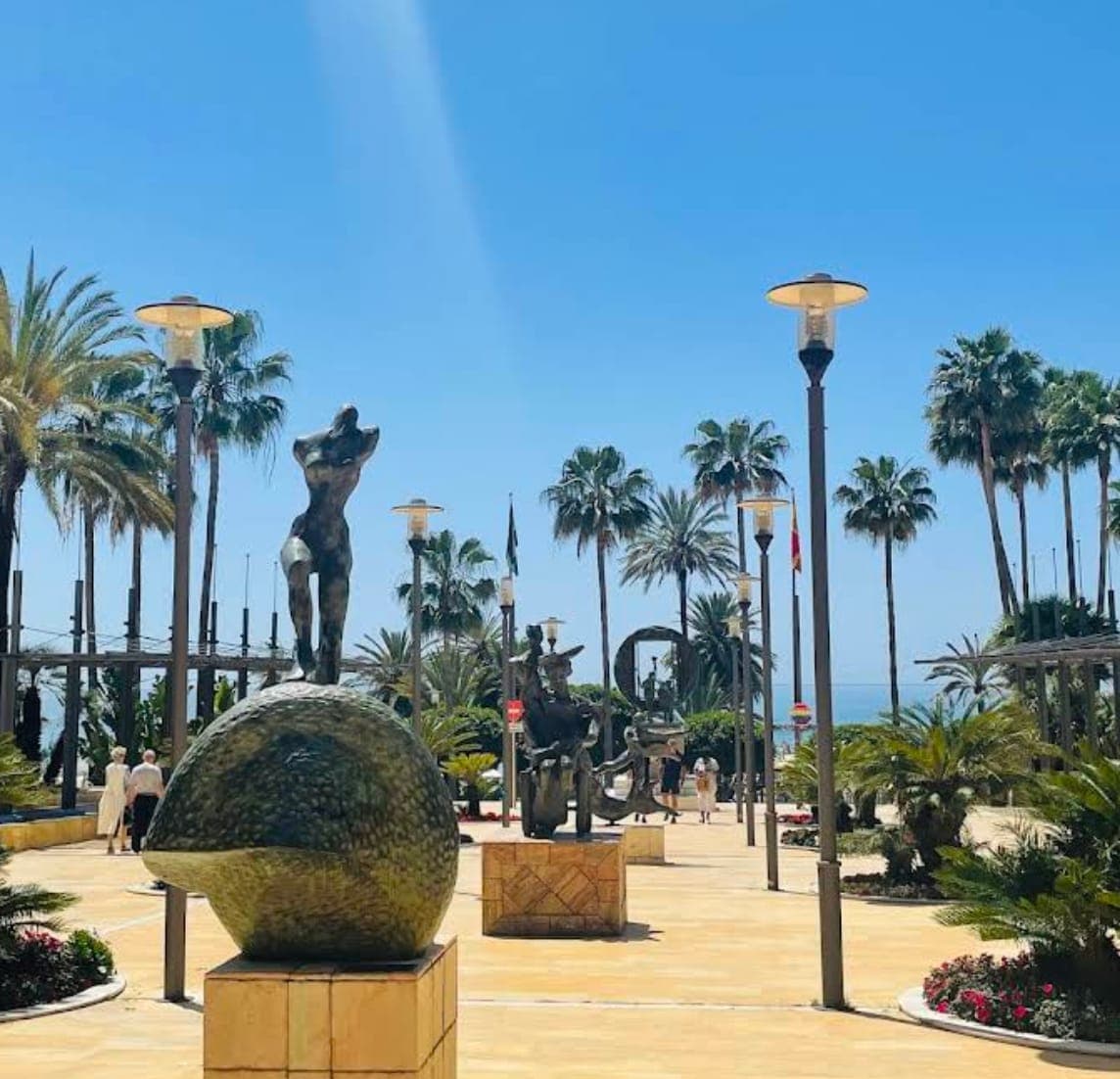 Marbella Summer Concert 2025 – Municipal Band Live on Avenida del Mar Gallery Image 2