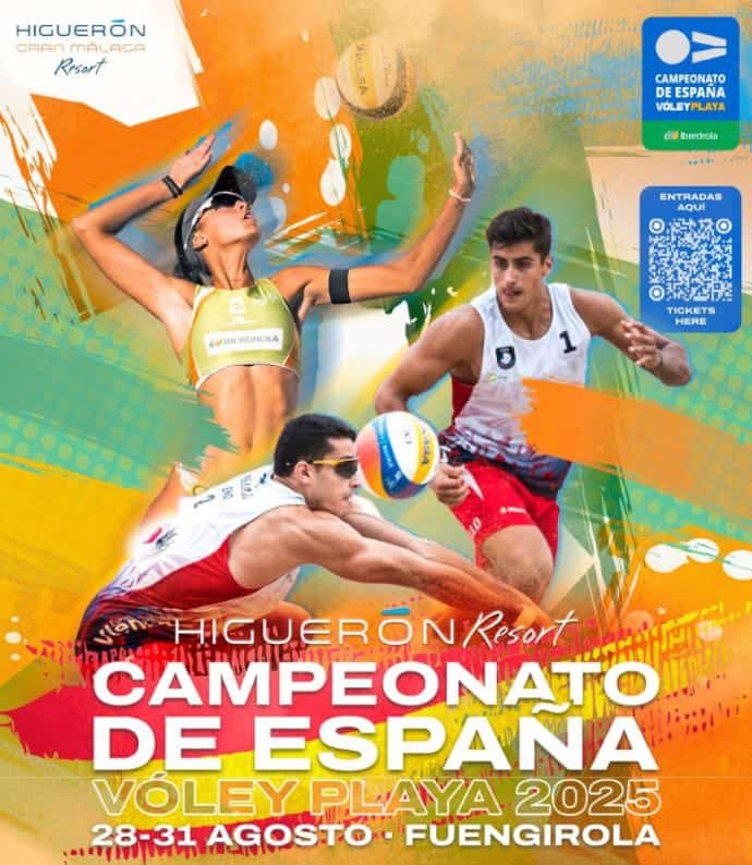 óster con tres jugadores de vóley playa en acción sobre fondo artístico; logos de Higuerón Gran Málaga Resort y “Campeonato de España”; texto “Vóley Playa 2025 • 28–31 agosto • Fuengirola” y QR de entradas.