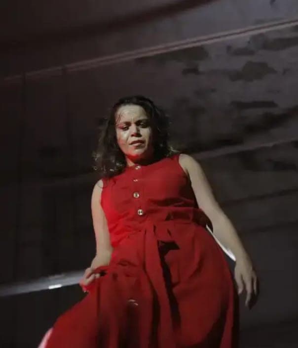 María Moreno dancing