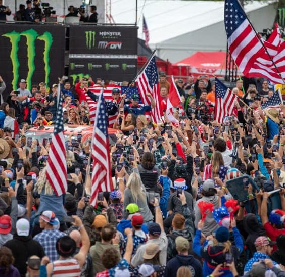 Parade of Nations – IRONMAN 70.3 Gallery Image 3