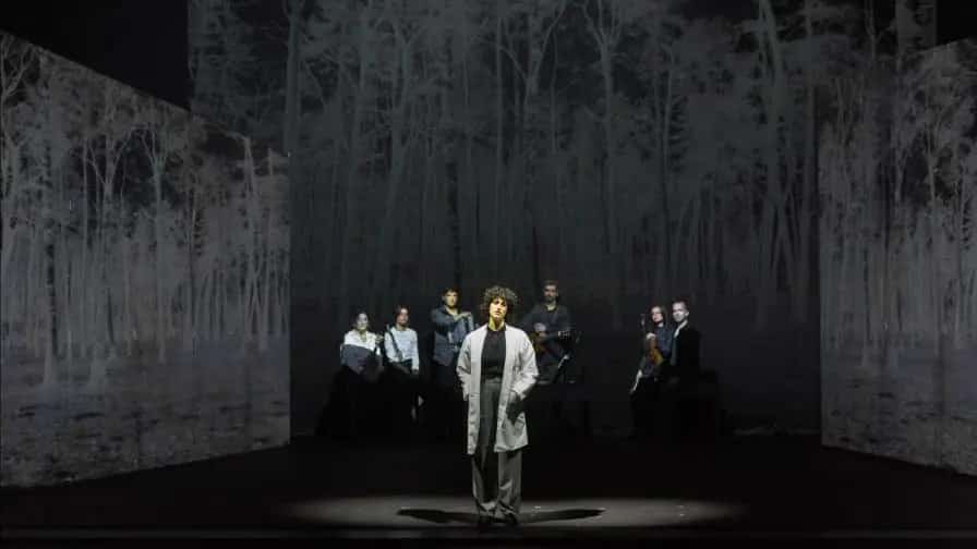 Blaubeeren in Málaga – Memory, Responsibility and the Human Legacy of History