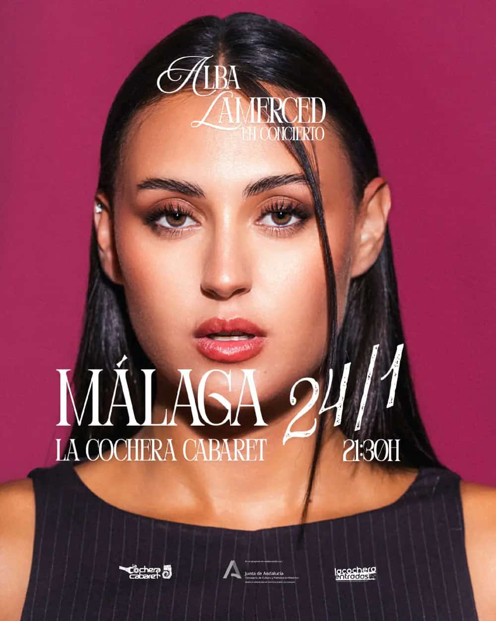 Alba LaMerced actuando con una guitarra