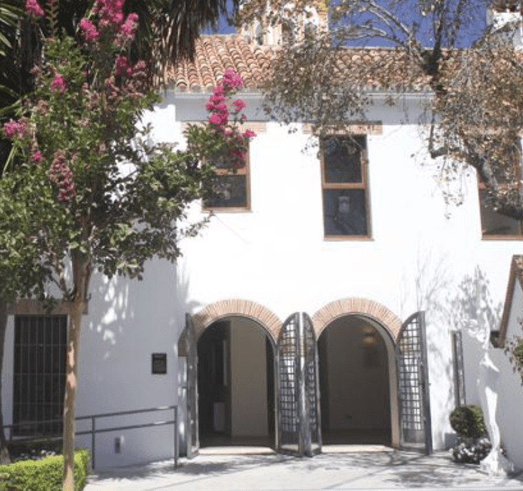 Royal Hospital of Misericordia - Hospitalillo Logo