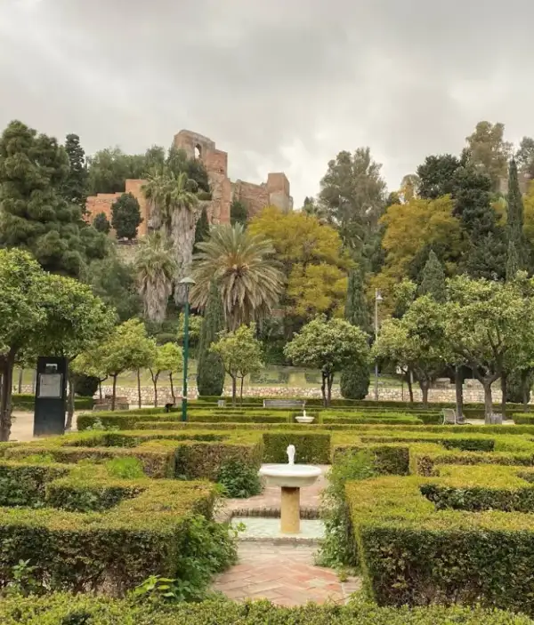 Jardines de Puerta Oscura Imagen de Galería 1