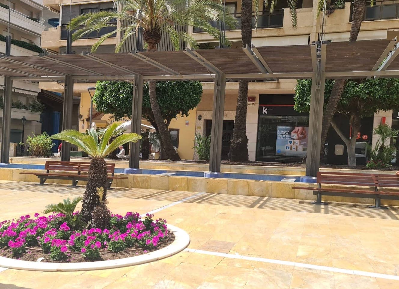 Avenida del Mar Cover Image