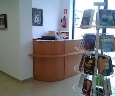 Biblioteca Pública Municipal - Casa de la Cultura "Blas Infante" Imagen de Galería 1