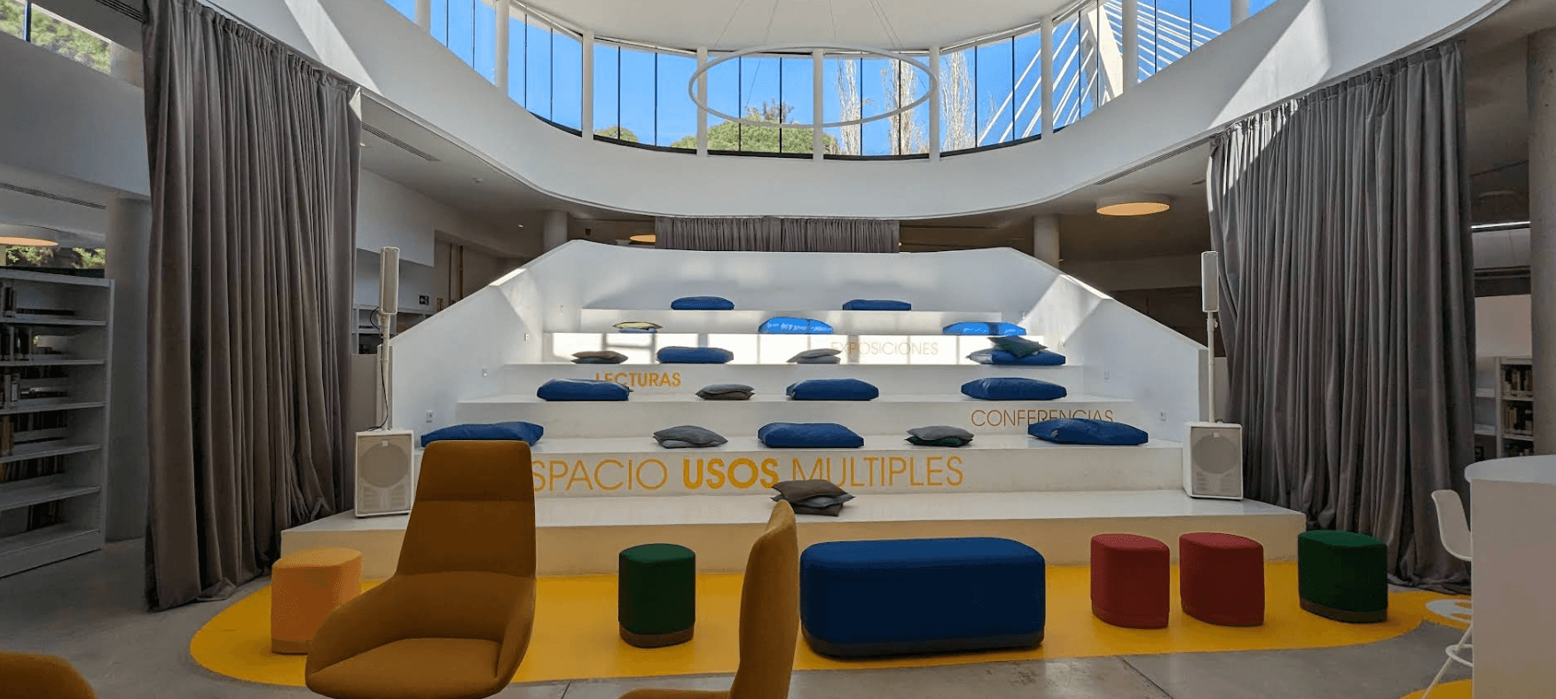 Biblioteca Central Cover Image