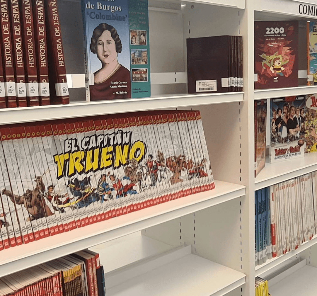 Biblioteca Central Gallery Image 3