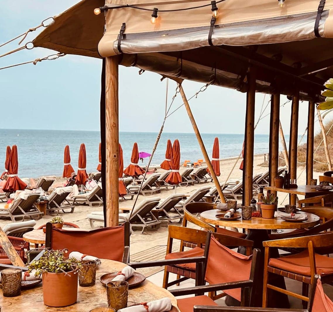 Oyana Beach 🎶🍹 Imagen de Galería 2