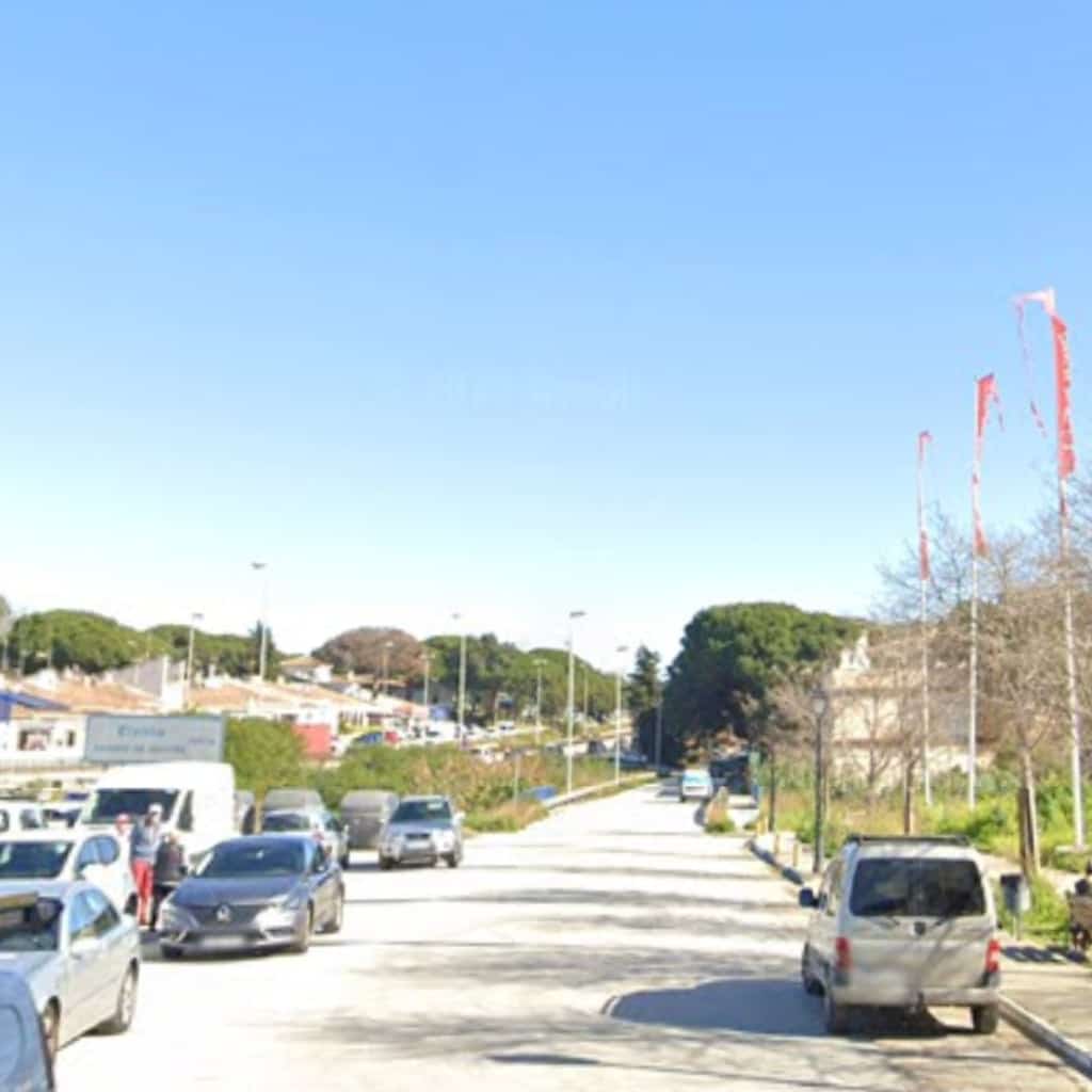 Las Chapas Fairground Logo