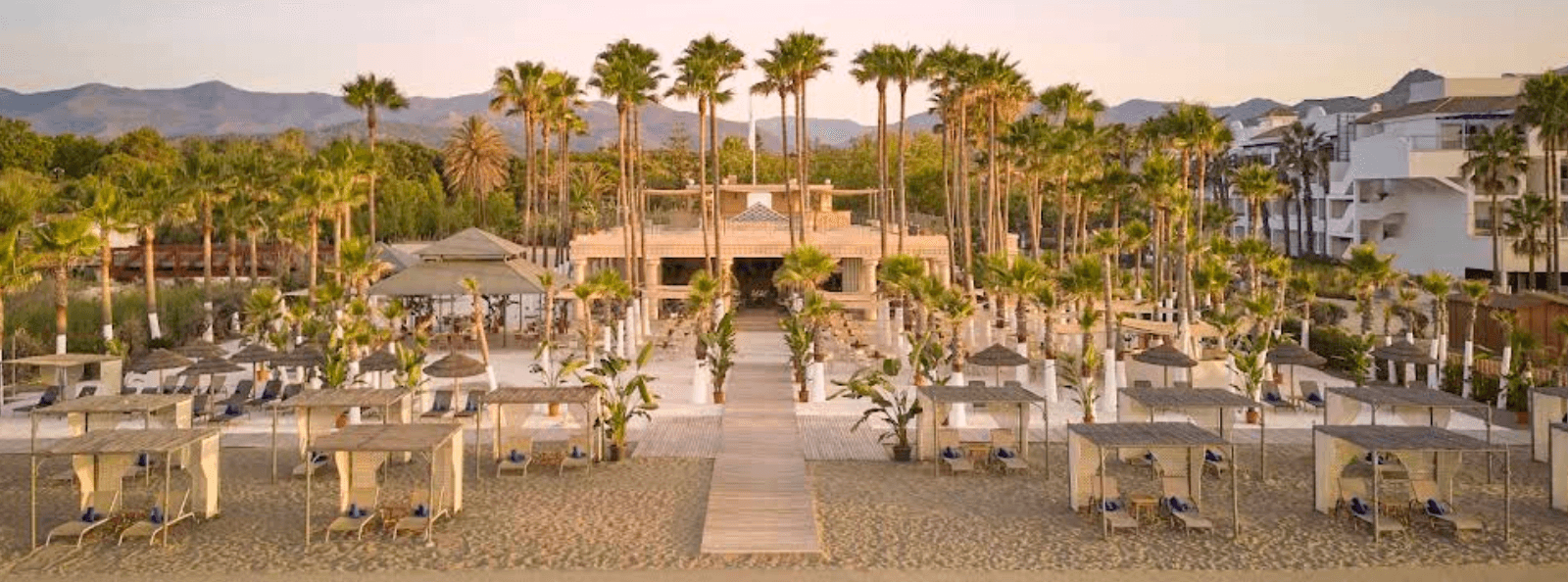 By The Sea Beach Club Imagen de Portada