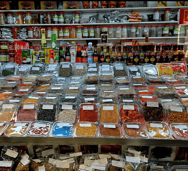 Marbella´s Market Plaza Logo