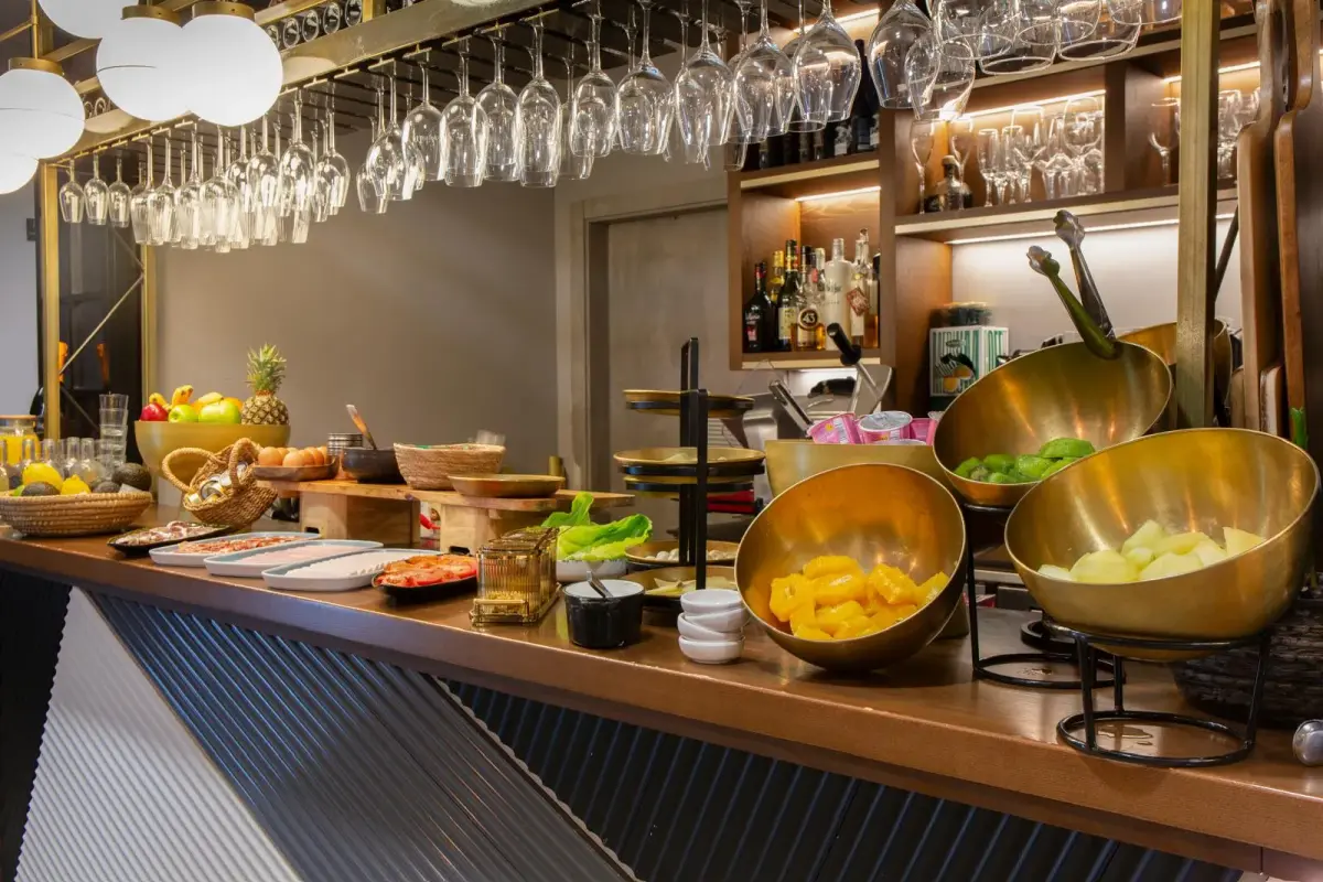 Paladar Taberna (Hotel Lima Marbella) Imagen de Portada