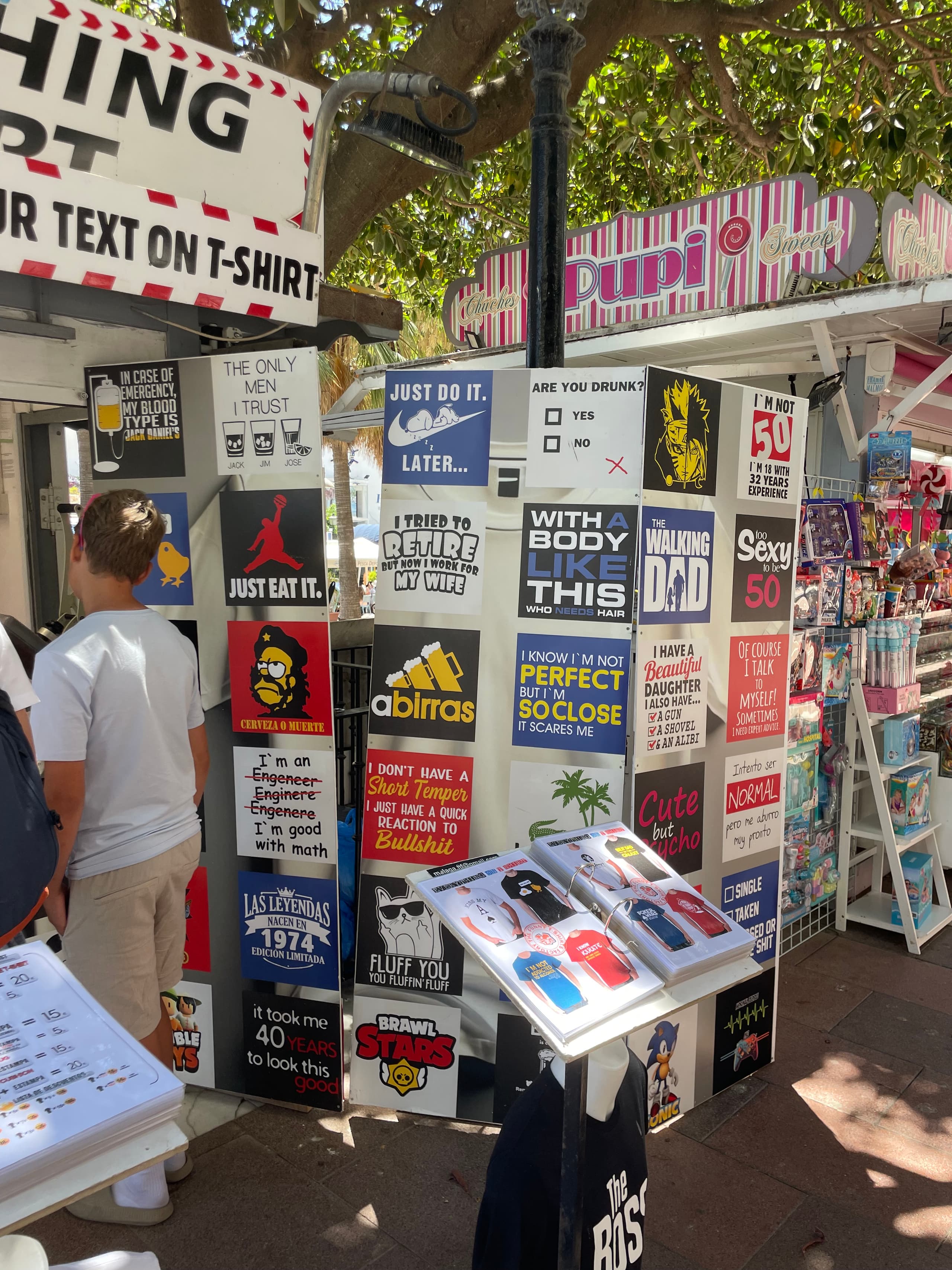 Funny T-Shirt Imagen de Galería 3