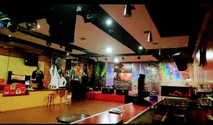 Logo de DISCO SALA LA FARANDULA