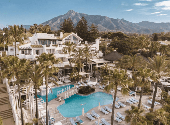 Puente Romano Beach Resort Logo