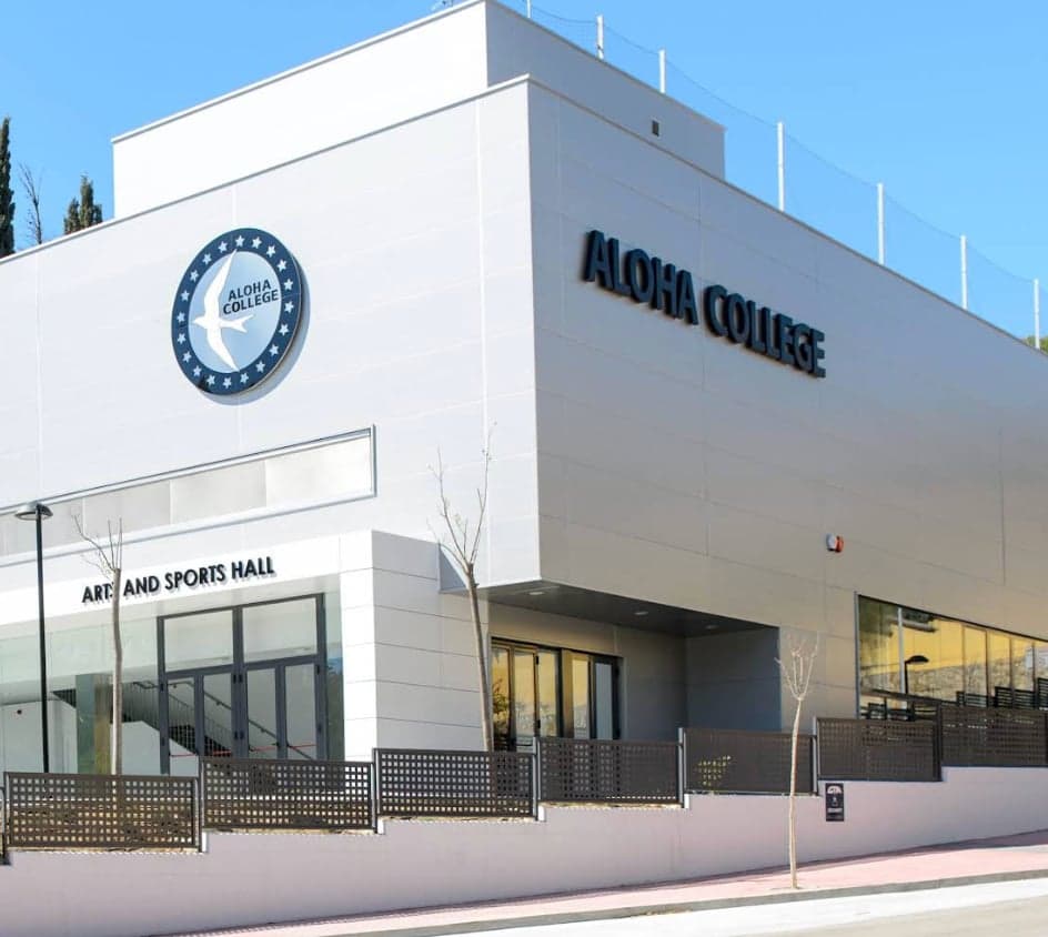 Aloha College Marbella Logo
