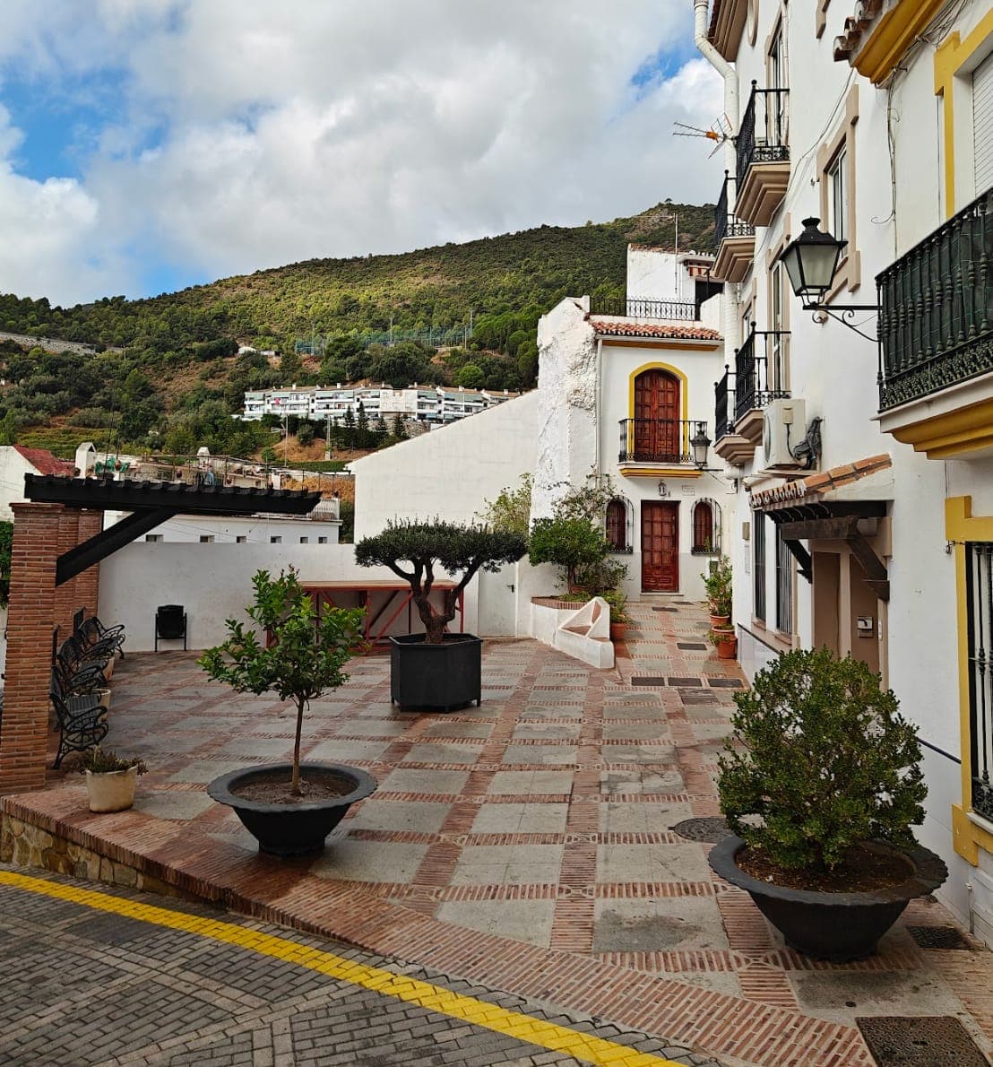 Plazoleta Calle Charcas Imagen de Portada