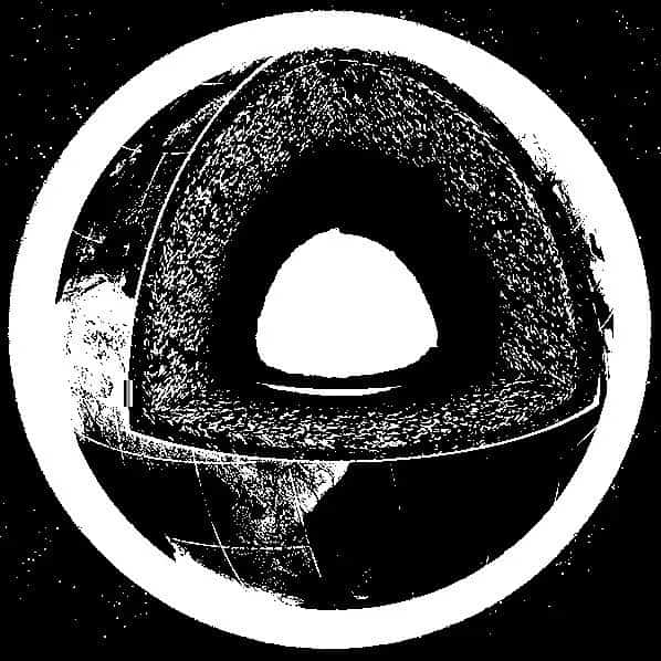 Vive la vibrante escena de baile alternativo de Málaga en Sala CORE, con DJs en vivo y noches llenas de energía.