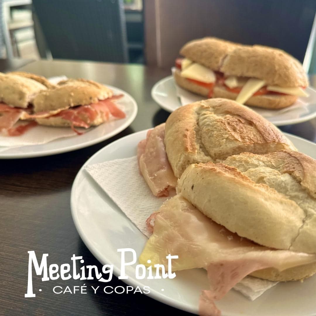 Meeting Point Café Imagen de Galería 2