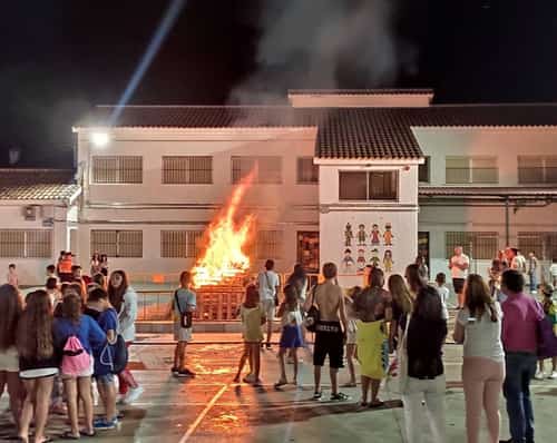 Los Llanos School Gallery Image 1